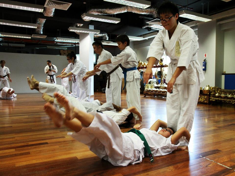 A Pursuit of Martial Art in Singapore: Shinkyokushin Karate